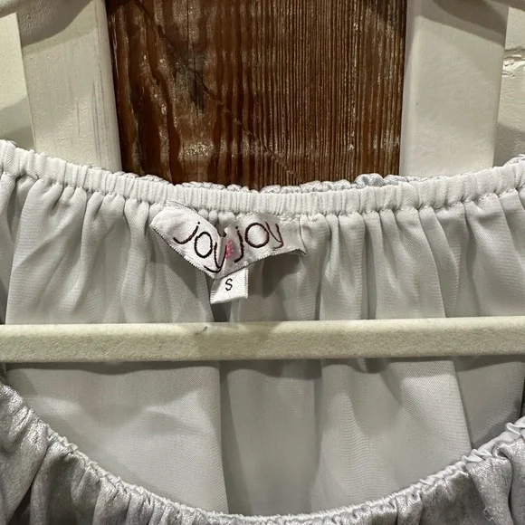 Joy Joy Metallic Silver Ruffle Blouse - Picture 3 of 3